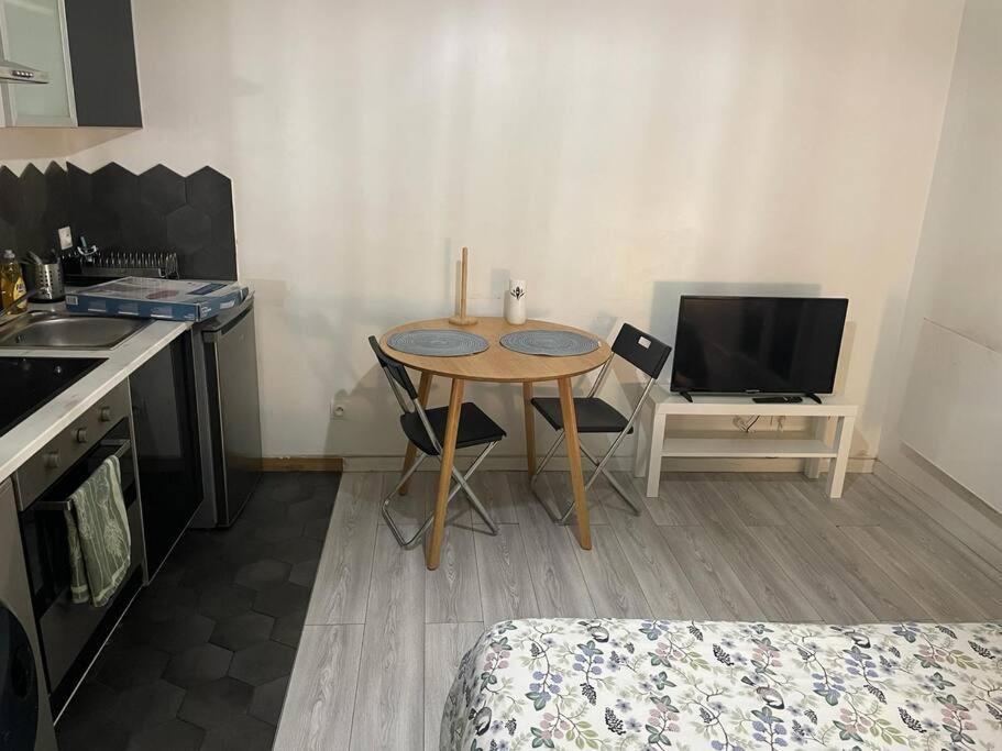 Studio One Proche Ligne 14 Kremlin Bicetre Arcueil Εξωτερικό φωτογραφία